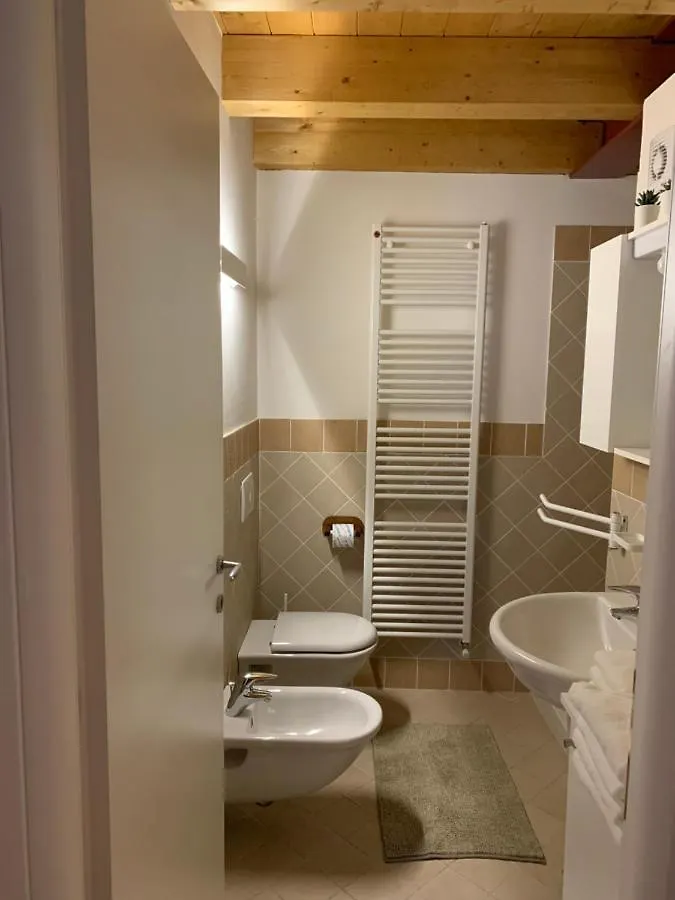 Alpin Moon Apartman Temù